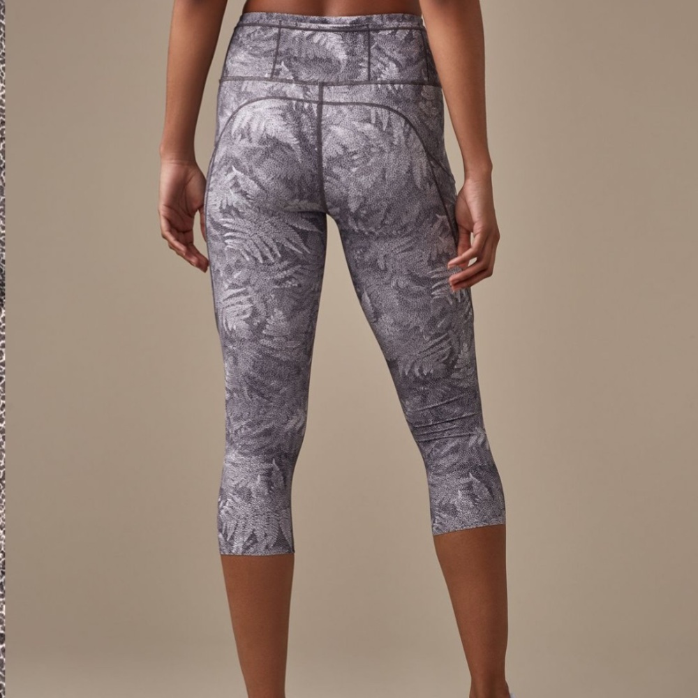 Lululemon Fast & Free Crop 19”